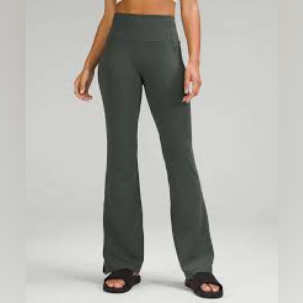 Lululemon Groove Split Hem Smoked Spruce